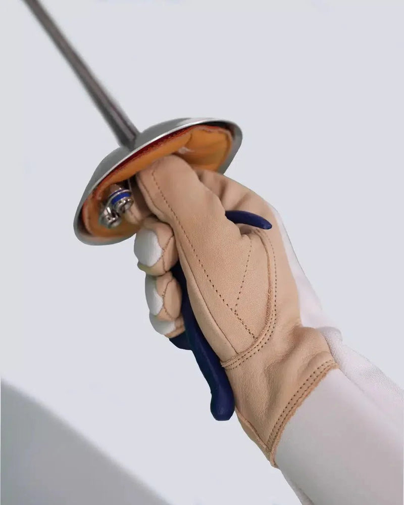 Synthetic vs Leather Fencing Gloves: Best Comparison - Prieur USA